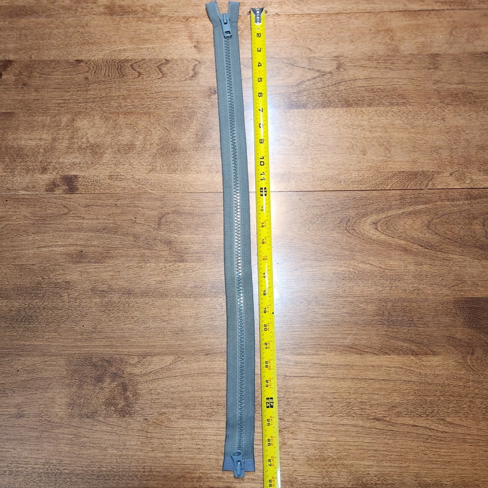 #10 Military-Grade Jacket Zippers 27.5" Two-Way Separating Foliage Bulk 150 Pack - Image 4 of 4