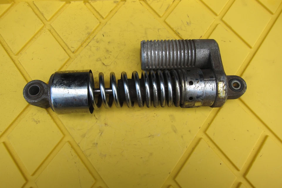 Amortiguador trasero Honda V45 Magna VF750C 1983 Foto 4 de 4