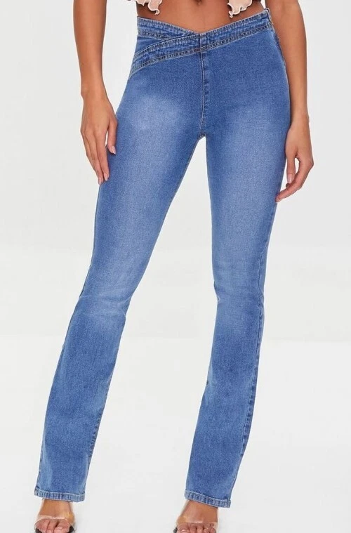 Pantalones de mezclilla para mujer Forever 21 entrecruzados delanteros tiro bajo corte boot S pequeños nuevos