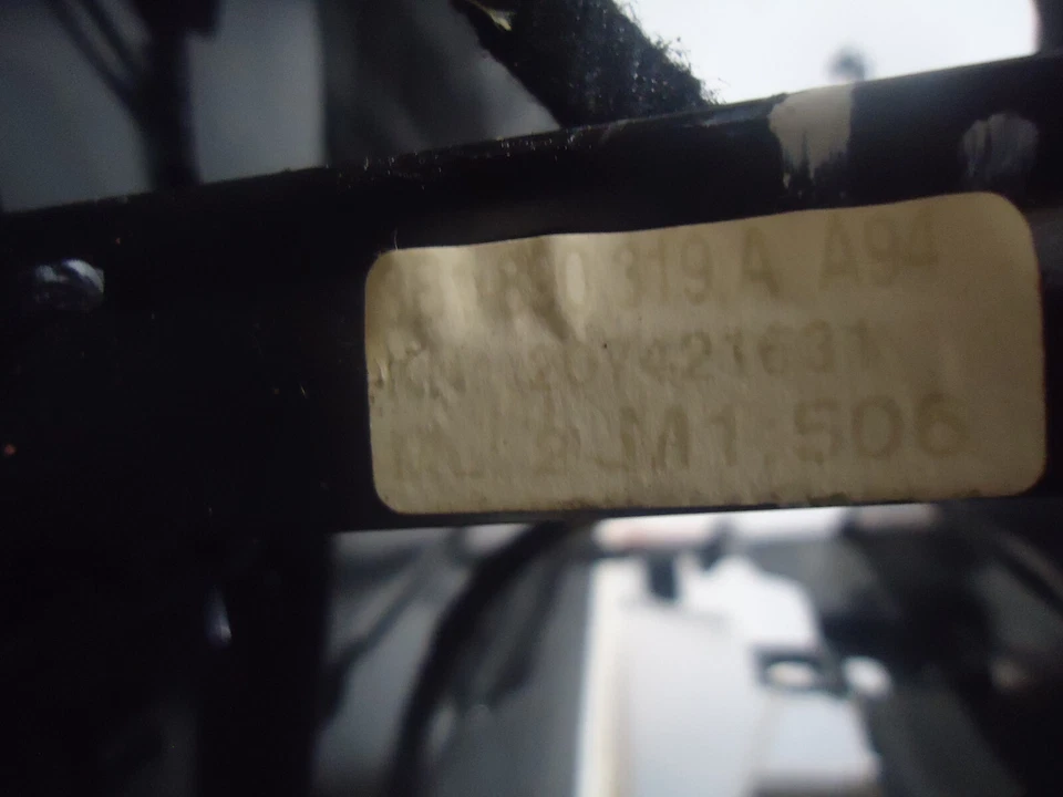 Volkswagen Passat GLX 2002 sedán de 4 movimientos 2,8 L consola central reposabrazos Foto 4 de 4