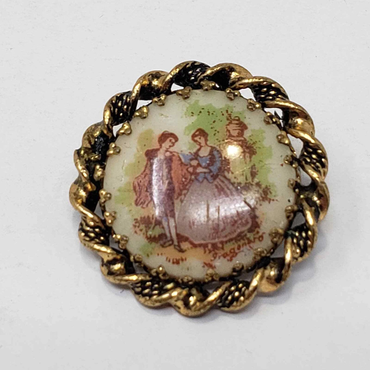 Western brooch 2024