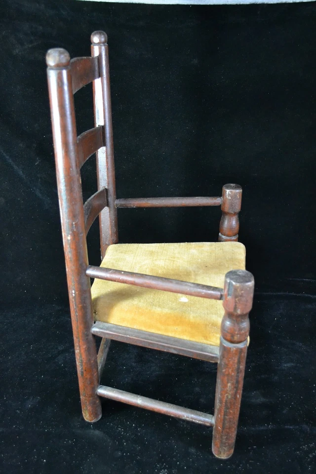 Silla para ir al baño con respaldo de listones para niños del siglo XVIII, superficie antigua, respaldo de escalera Foto 2 de 4