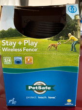 PetSafe Stay  Play Wireless Fence-PIF00-12917, Dogs 5 LBS  Up, Up to 3/4 Acre