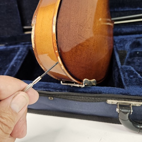 Carlo Robelli Violin w/ Case & Bow model P-105 W Bow See Pics - Picture 13 of 22