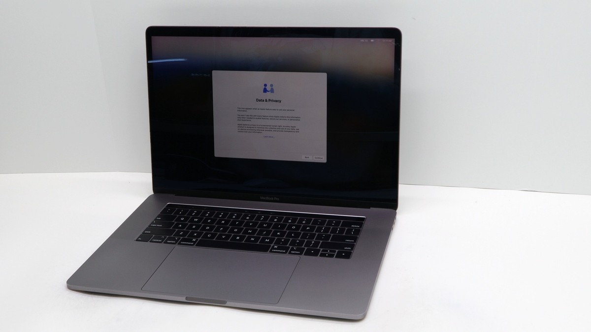 Apple MacBook Pro 15 Core i7 16GB 512GB Gray 2018 - Used Apple MacBook Pro 15 Core i7 16GB 512GB Gray 2018 - Used