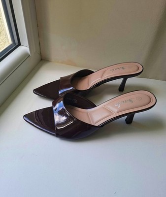 Women Shoes With Mid-Heels
