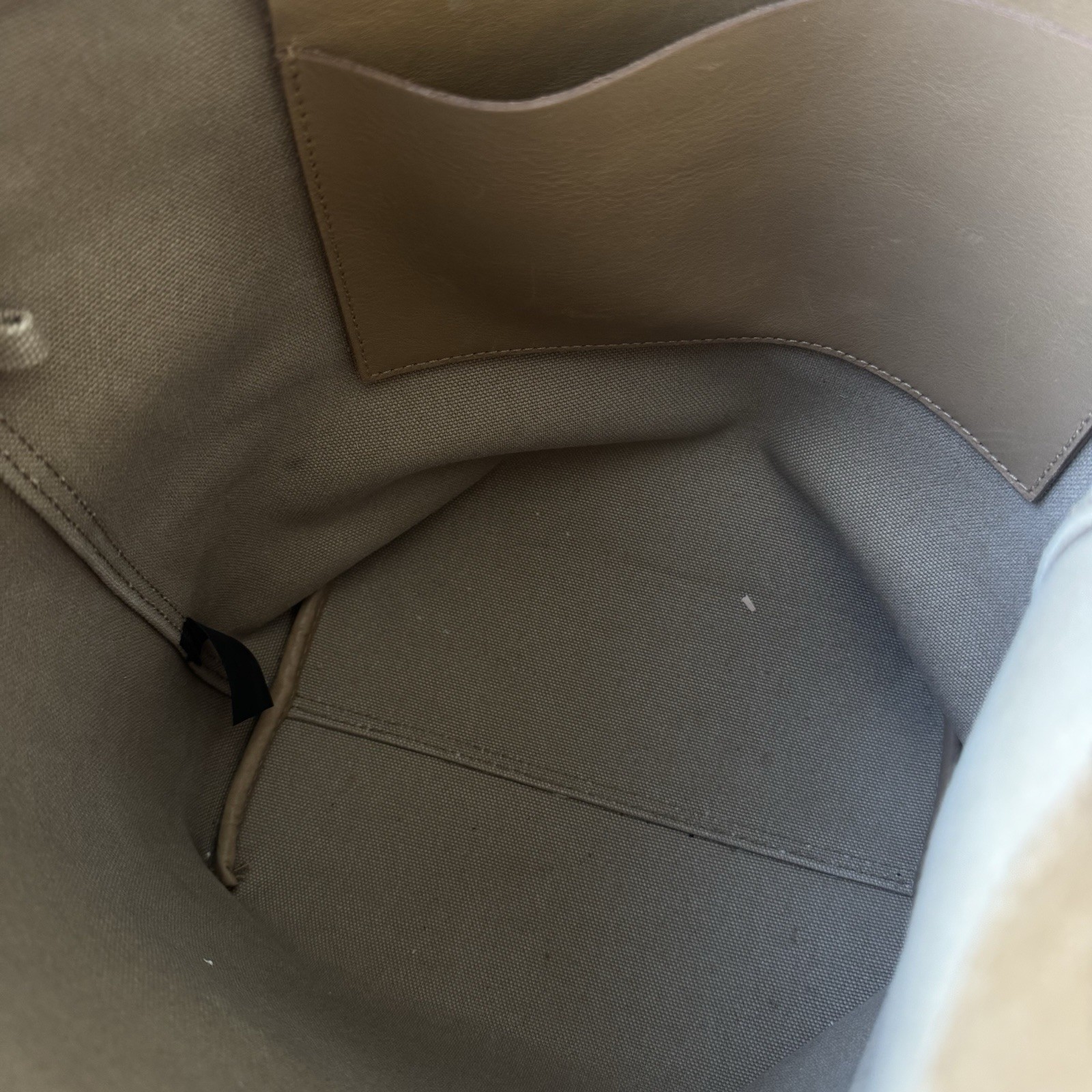 Madewell Essential Suede Bucket Tote Bag Tawny Khaki 10.5" W x 13.5" H x 6" D thumbnail 6