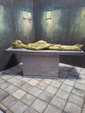 Abandoned look  ,Hospital, Halloween, Creepy,  Horror 12th scale for Doll House