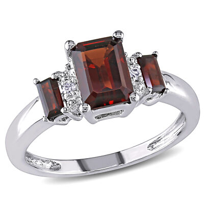 Amour 10k Weißgold Granat Diamant Akzent Ring
