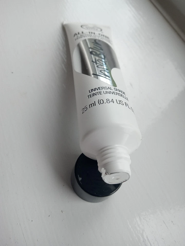 The Body Shop All-In-One InstaBlur 5 Action Perfector 25ml New Sealed  - Image 3 of 3