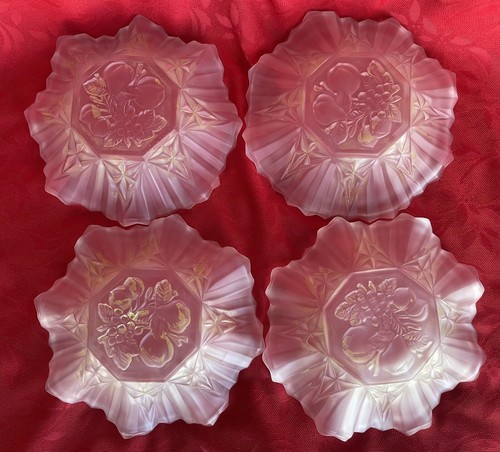 8” Crimped Bowls Pioneer (4) Frosted Yellow Fruit by Federal Glass - Picture 4 of 5