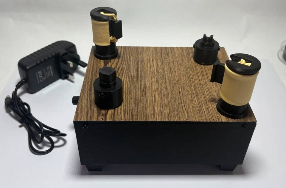 Video tape mould cleaner for VHS,Betamax,8mm and more formats.Choose from list - Image 3 of 4