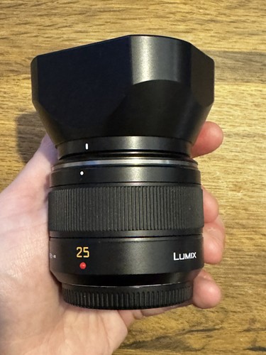 Panasonic Leica 25mm f1.4 DG