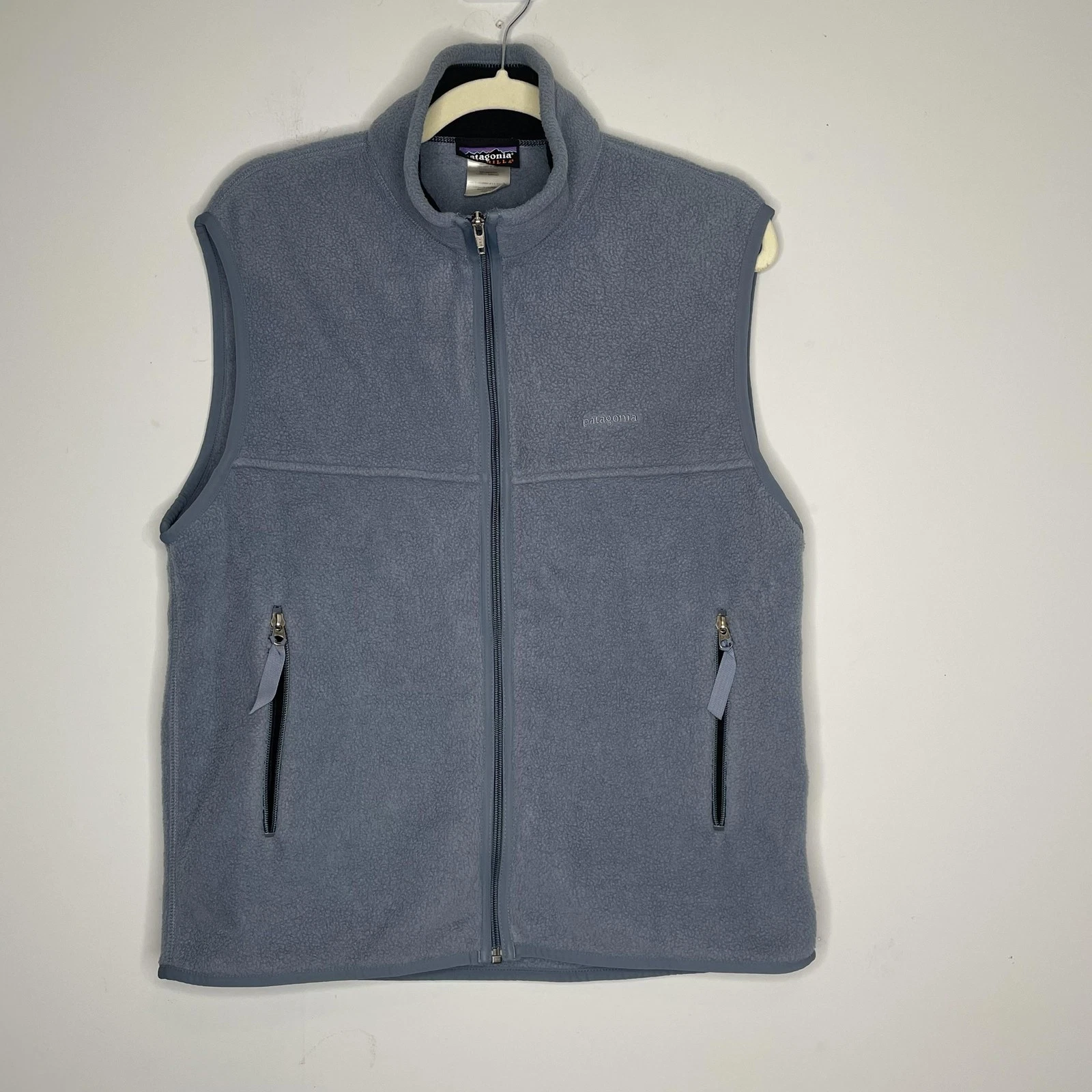 Patagonia Synchilla Fleece Vest Mens Medium Gray Full Zip Pockets Outdoors