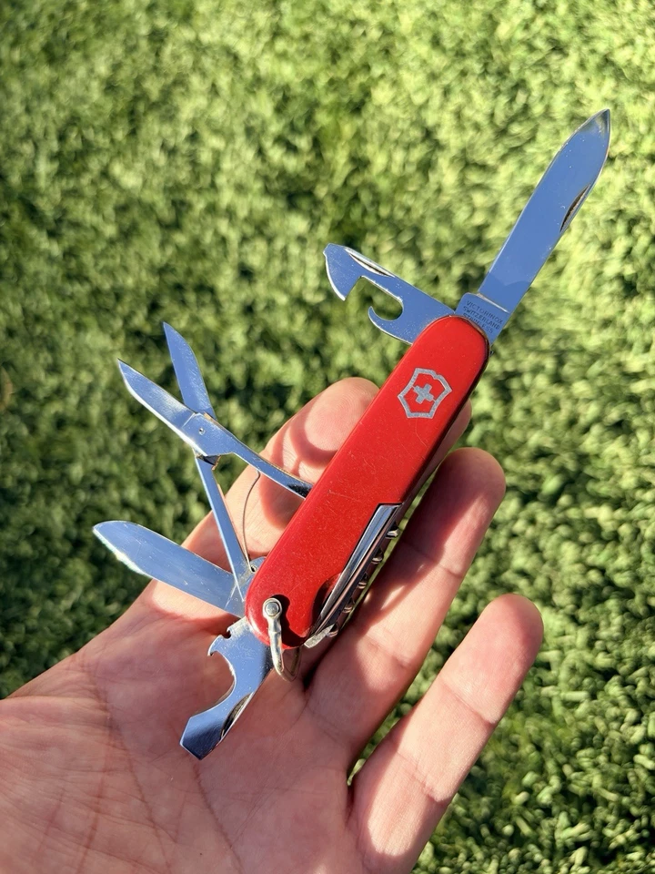 ULTRA RARO - Escalador Victorinox vintage años 60 pequeño 84 mm con fianza - Excelente Foto 2 de 4