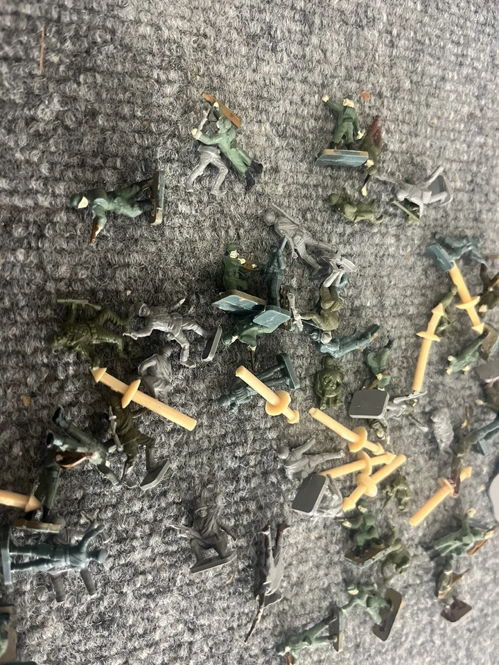 Lote De Colección De 50 Más Micro Máquinas Soldados Militares Y Fuerzas Especiales Foto 3 de 3