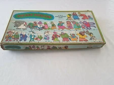Sweet Pickles Game  Selchow & Righter Co A - Z Pickle-picking Game Rare 1977