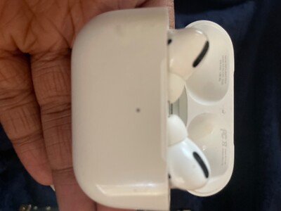 Apple AirPods Pro with MagSafe Wireless Charging Case - White
