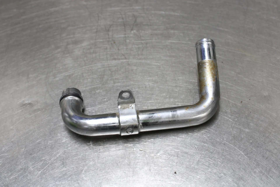 04-09 Honda VTX1300 Shadow VTX 1300 Engine Coolant Hose Pipe Foto 3 de 4