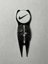Crosshairs Divot Tool & 1" Nike Swoosh Flat Coin Style Golf Marker - A Beauty!