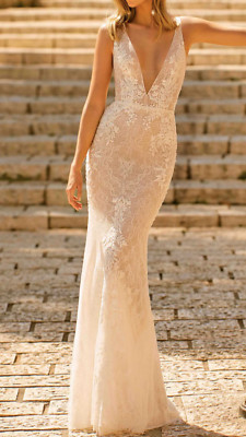 Berta Muse 'Emma' Wedding Dress   New, Never Worn, Romantic Lace Gown (EU 40/US)