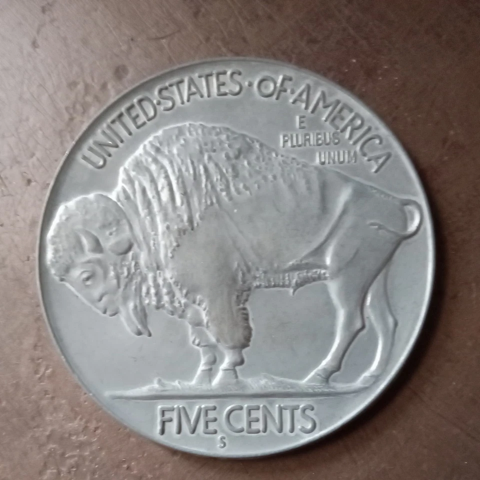 Large Size 3 Inch Metal 1913 Buffalo Nickel Toy Five-Cent Play Currency 5¢ Coin - Image 2 of 2