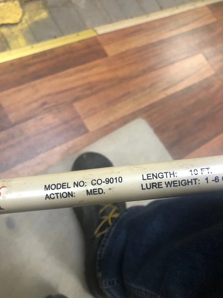 Narrow River Fishing Co. Long Caster Spinning Combo Rod MODEL NO CO-9010 10 FT  - Image 4 of 4