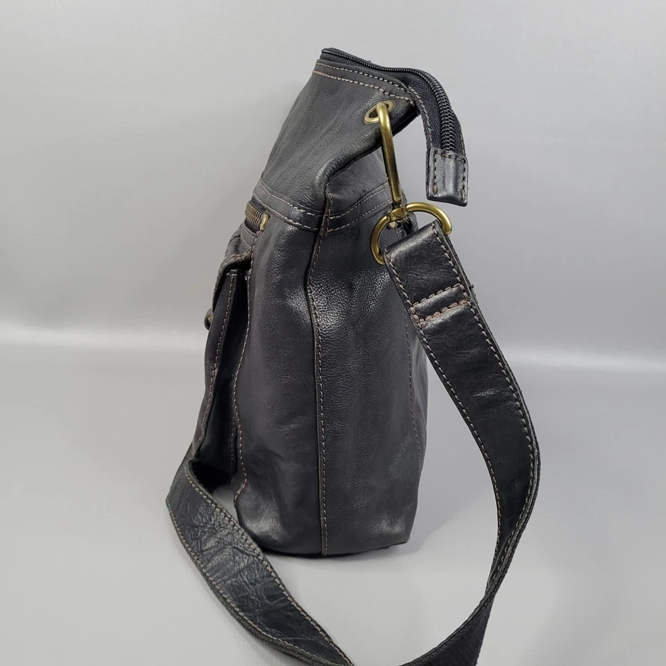 Bolso Bandolera Fossil Maddox Hobo Cuero Negro  Foto 3 de 4
