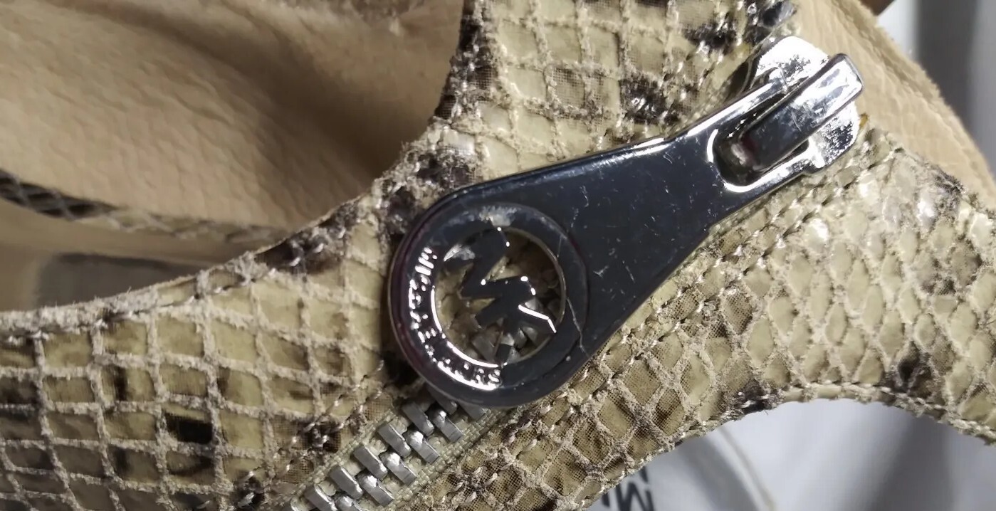 Michael Kors  Heels Womens Shoes Size 7M Peeptoe Python Print Beige & Black thumbnail 4