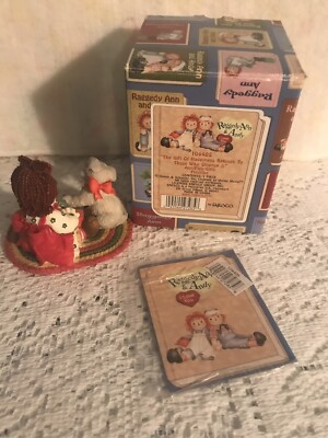 4 - RAGGEDY ANN & ANDY Enesco Figurines BE MINE, WALK ON AIR ,I LOVE U. Lot Of 4