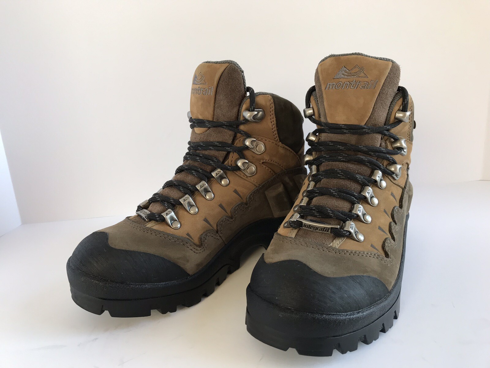 montrail hiking boots