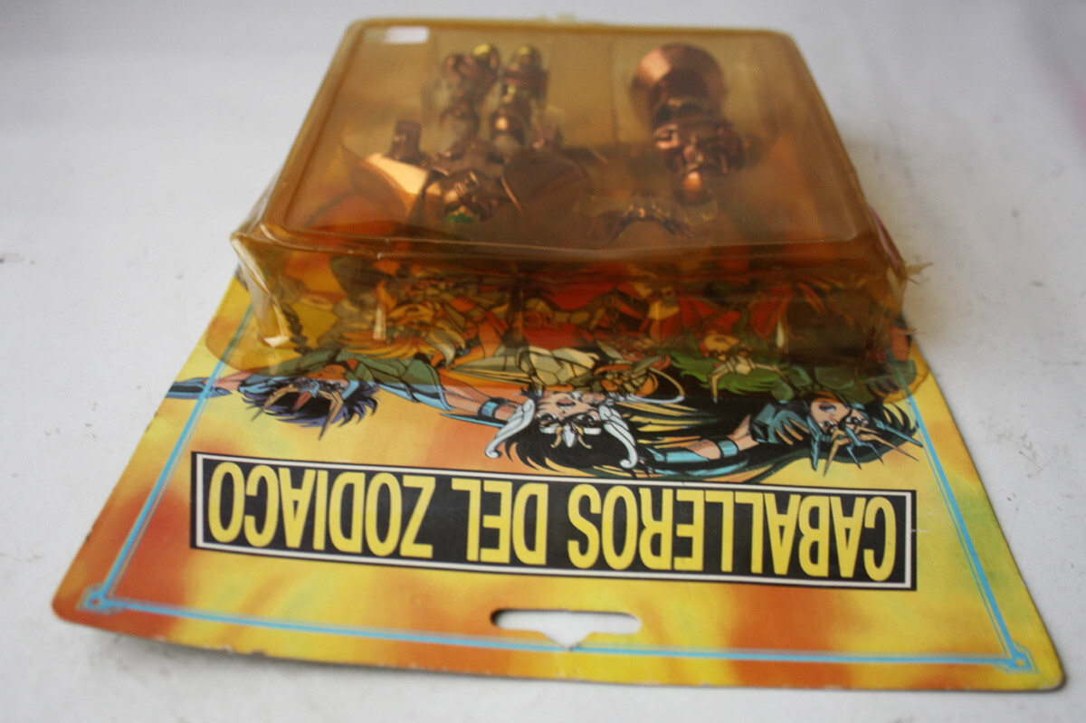RARE VINTAGE 80'S SAINT SEIYA ANDROMEDA ARMOUR CABALLEROS ZODIACO