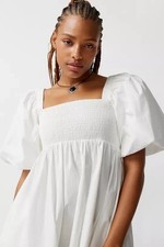 Kimchi Blue Shara Puff Sleeve Midi Dress Urban Outfitters White Square Neck NT M