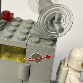 LEGO Classic Space Set: Mobile Tracking Station 452