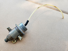 Mercedes Benz Cis Injection Bosch Fpr Fuel Pressure Regulator 0438161001 Oem