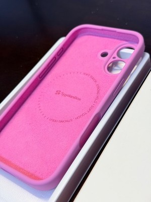 Pink iPhone 17 MagSafe Silicon Case (New. Open Box)