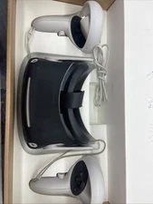 Oculus Quest 2 VR HEADSET KW49CM