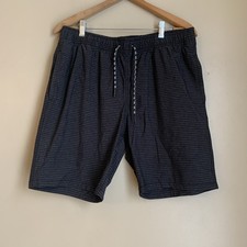 Men s Depart West Shorts Black Gray Striped Pockets Slight Stretch Size Large