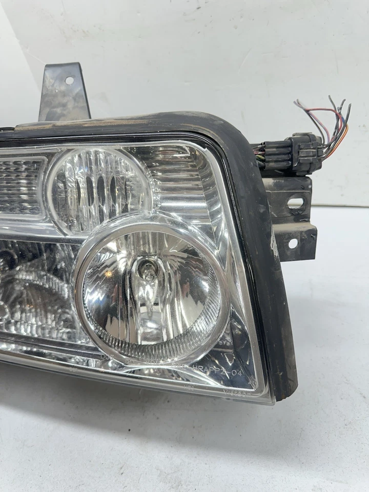 2004-2010 INFINITI QX56 RIGHT PASSENGER SIDE XENON HID HEADLIGHT ASSEMBLY OEM - Image 2 of 4