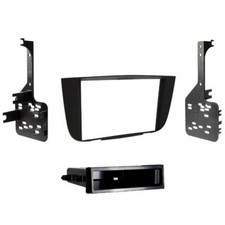 Metra 99-8260B 1 or 2 DIN Dash Kit for Select Toyota Highlander '01-'07 w/ NAV