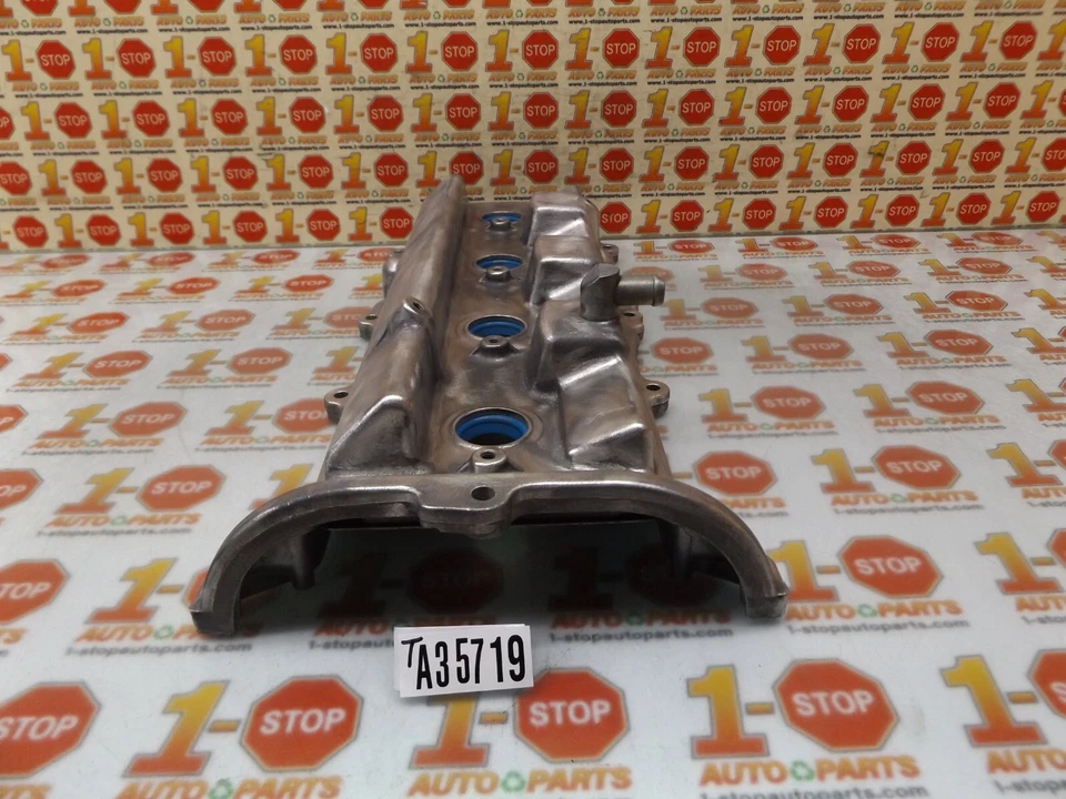 2001-2007 TOYOTA SEQUOIA RIGHT VALVE COVER 11201-50031 OEM - Image 4 of 4