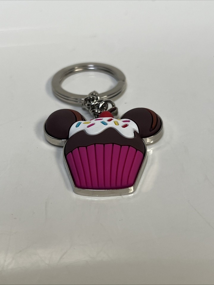 Disney Cupcake Keychain Mickey Minnie Icon Sprinkles 3D Key Chain Ring ...