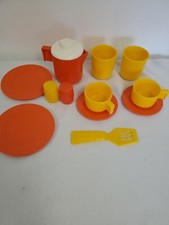 Fisher Price Fun With Food Dinnerware Plates Cups Spatula Salt Pepper Pitcher
