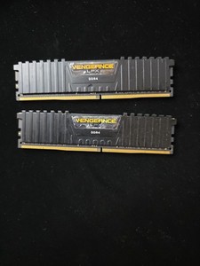 Corsair Cmk32gx4m2e3200c16 | eBay
