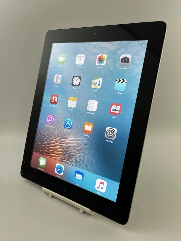 11 x Apple iPad 2 Grey 16GB Wi-Fi 9.7" 512MB Ram Dual-Core IOS Tablet Cracked - Image 4 of 4