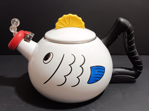 Vintage - Kamestein Fish Tea Kettle White Enamel On Steel Retro Kitchen 1980's