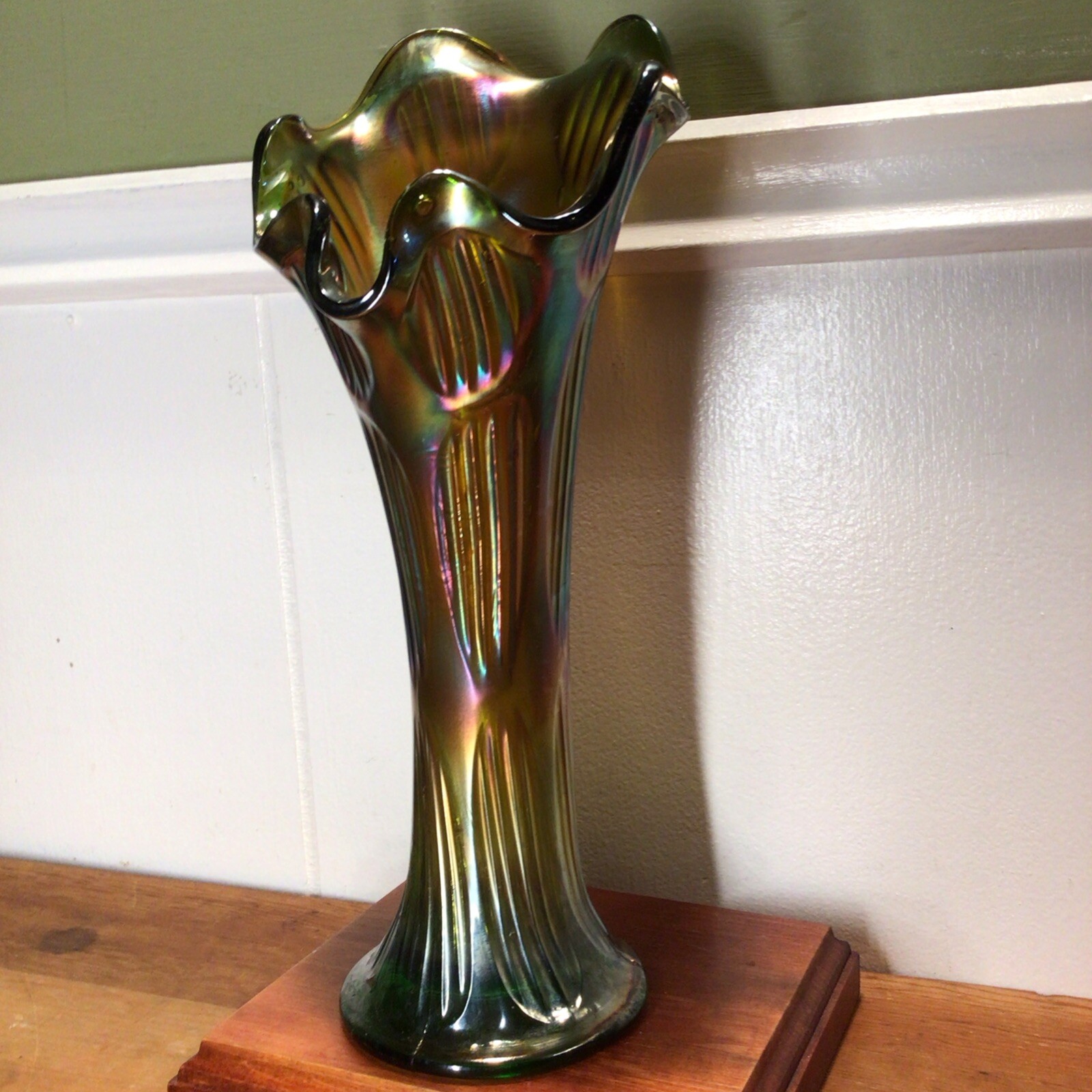 Fenton Green Iridescent Carnival Glass Diamond & Rib 11.5