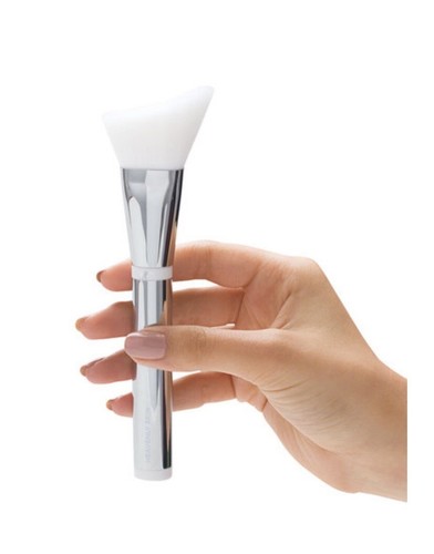IT Cosmetics Heavenly Skin Hugging Foundation Brush No 707 New in Box ORIGINAL - Picture 3 of 12