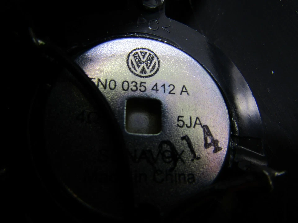 VW TIGUAN 2011-15 NEARSIDE INTERIOR ELECTRIC DOOR/WING MIRROR TRIM O4637/60 - Image 4 of 4