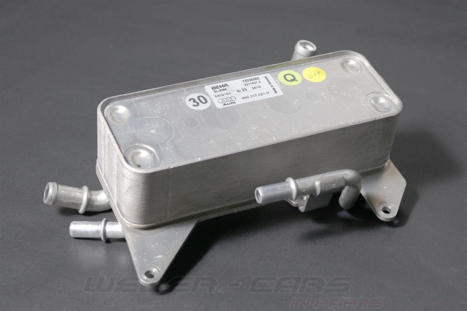 2.352km 4H0317021M Audi A8 4H 3.0 4.0 Radiador Aceite Añadido Fresco